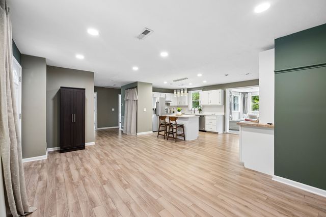 3117 Greggwood Dr, Nashville, TN 37207