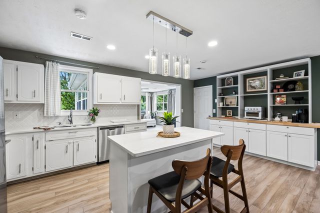 3117 Greggwood Dr, Nashville, TN 37207