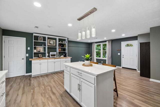3117 Greggwood Dr, Nashville, TN 37207