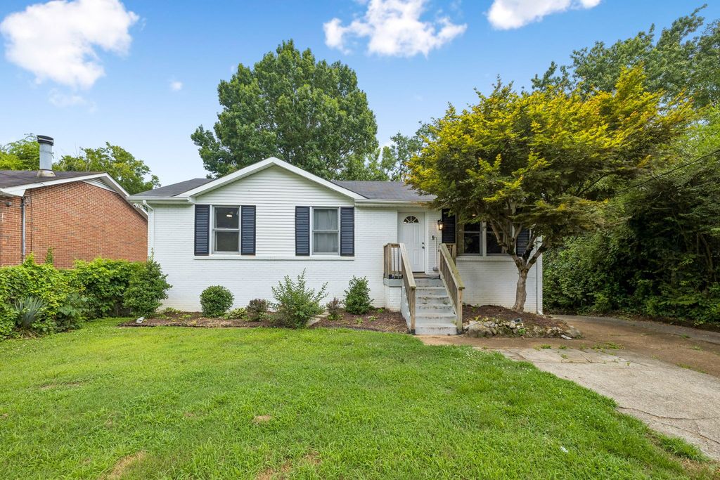 3117 Greggwood Dr, Nashville, TN 37207