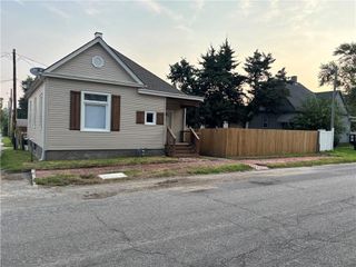 2215 Lafayette Street, St Joseph, MO 64507