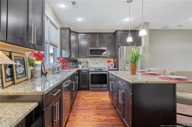 115 Pennmark Place, Fayetteville, NC 28301