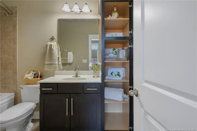 115 Pennmark Place, Fayetteville, NC 28301