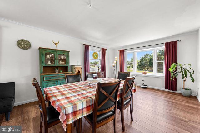 3146 CLUB DR, Allentown, PA 18103