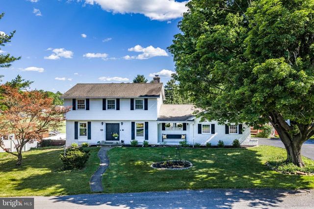 3146 CLUB DR, Allentown, PA 18103