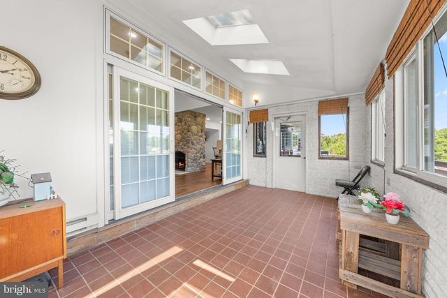 3146 CLUB DR, Allentown, PA 18103