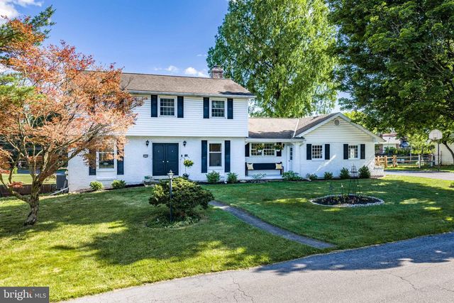 3146 CLUB DR, Allentown, PA 18103
