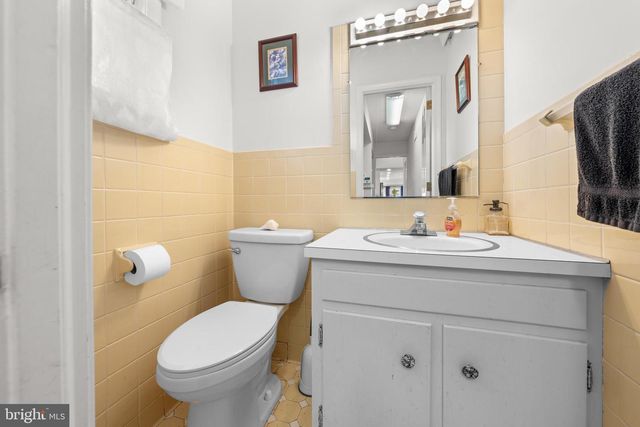 3146 CLUB DR, Allentown, PA 18103