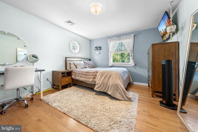 3146 CLUB DR, Allentown, PA 18103
