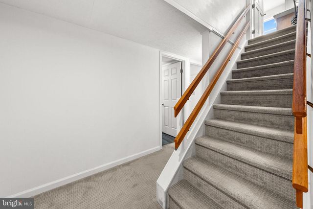 3146 CLUB DR, Allentown, PA 18103