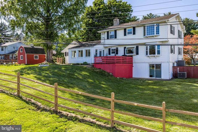3146 CLUB DR, Allentown, PA 18103