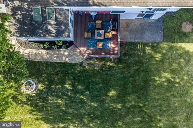 3146 CLUB DR, Allentown, PA 18103