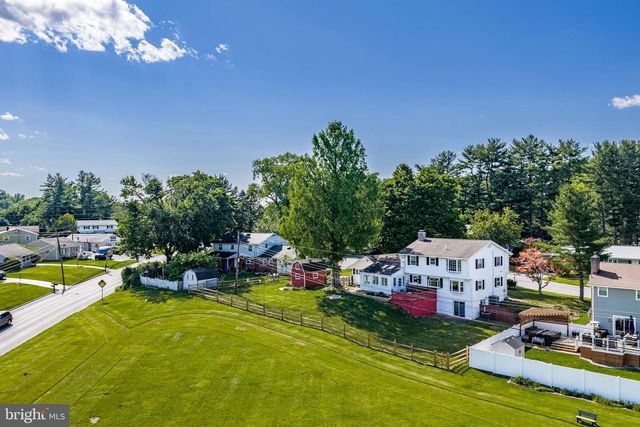 3146 CLUB DR, Allentown, PA 18103