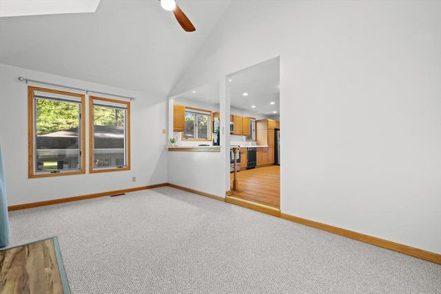 709 Manor DRIVE, Twin Lakes, WI 53181