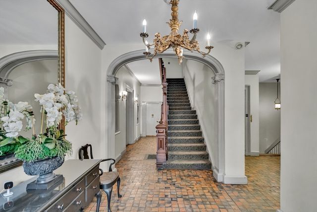 40 Commonwealth Ave A, Boston, MA 02116