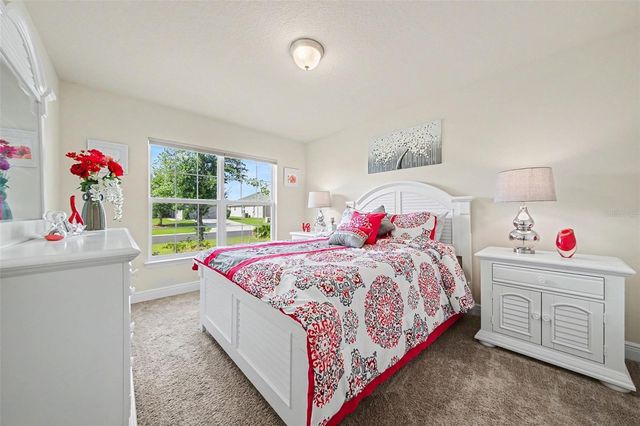 503 W LEAH COURT, Fruitland Park, FL 34731