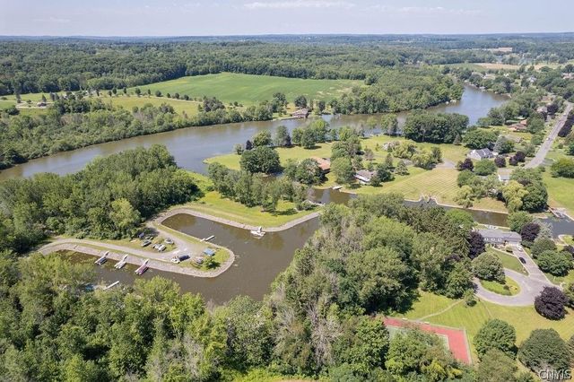 8160 Mariner, Lysander, NY 13027