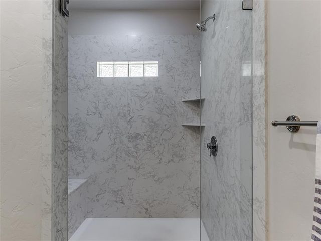 16401 Roserock Circle, Choctaw, OK 73020