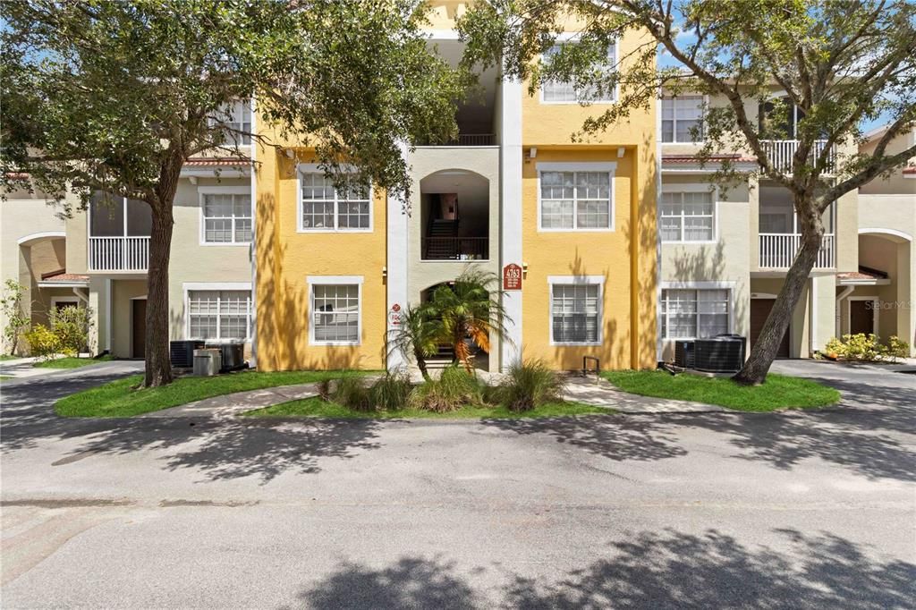 4763 TRAVINI CIRCLE 3-111, Sarasota, FL 34235
