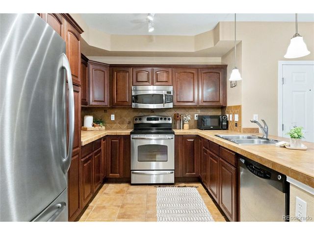 10052 W Ute Pl 102, Littleton, CO 80127