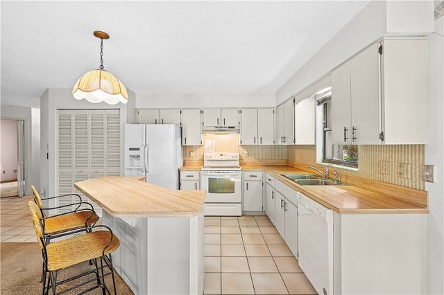 4125 60th Court, Vero Beach, FL 32967