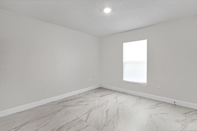 170 Spring Valley Avenue, Sebastian, FL 32958