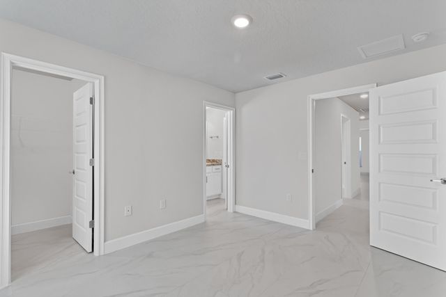 170 Spring Valley Avenue, Sebastian, FL 32958