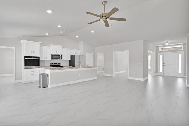 170 Spring Valley Avenue, Sebastian, FL 32958