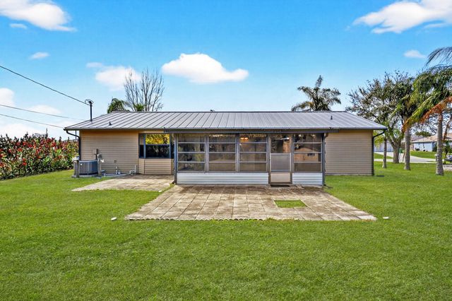 456 SW Kestor Drive, Port St. Lucie, Port St Lucie, FL 34953