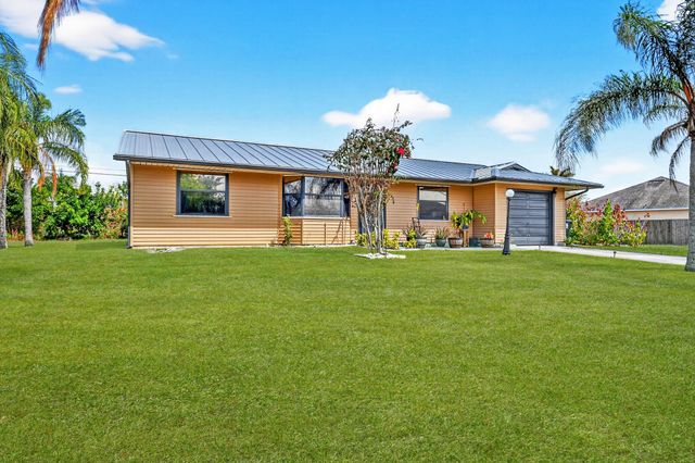 456 SW Kestor Drive, Port St. Lucie, Port St Lucie, FL 34953