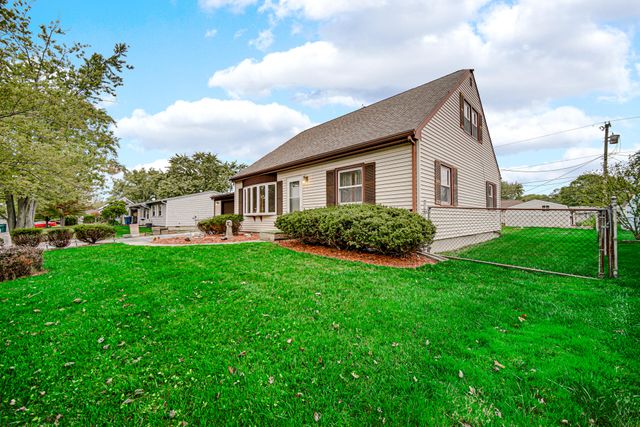 637 Old Forge Road, Valparaiso, IN 46385