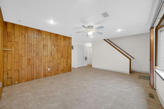 637 Old Forge Road, Valparaiso, IN 46385