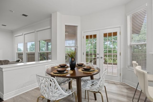 3917 Canyon Glen Cir SE, Austin, TX 78732