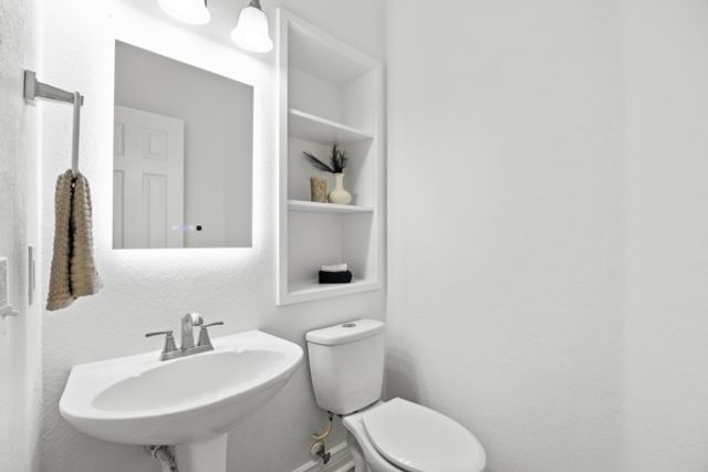 3917 Canyon Glen Cir SE, Austin, TX 78732