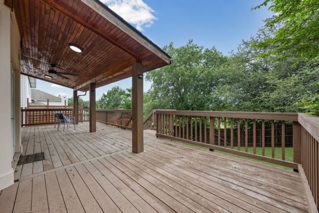3917 Canyon Glen Cir SE, Austin, TX 78732