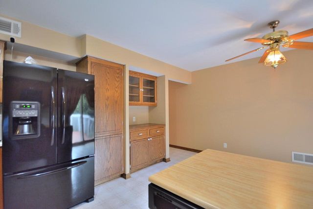 5222 S 20th STREET, Milwaukee, WI 53221