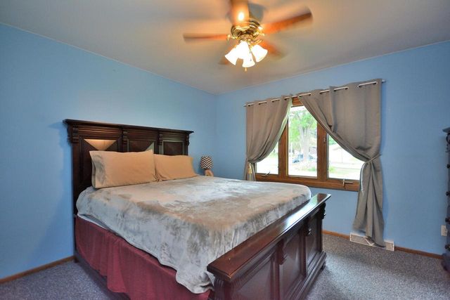 5222 S 20th STREET, Milwaukee, WI 53221