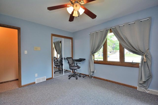 5222 S 20th STREET, Milwaukee, WI 53221