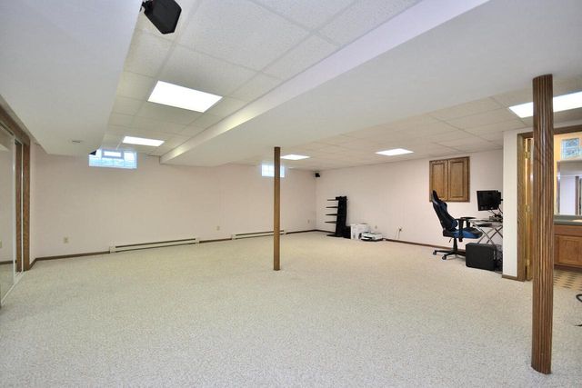 5222 S 20th STREET, Milwaukee, WI 53221