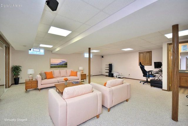 5222 S 20th STREET, Milwaukee, WI 53221