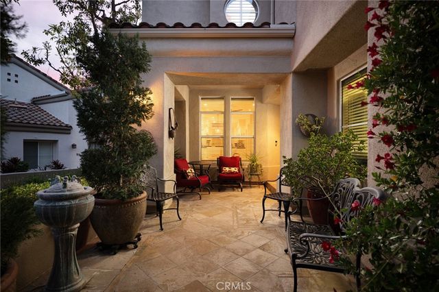 33 Calle Del Norte, Rancho Santa Margarita, CA 92688