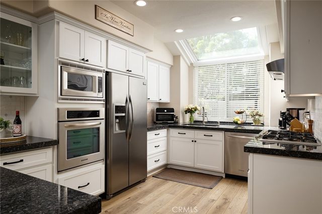 33 Calle Del Norte, Rancho Santa Margarita, CA 92688
