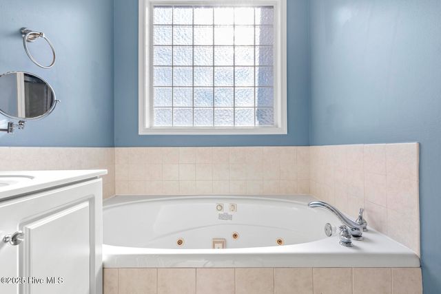 212 Doral Drive, Hampstead, NC 28443