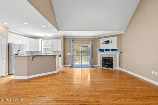 212 Doral Drive, Hampstead, NC 28443