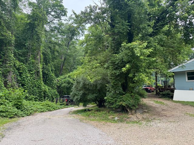 181 Ma and Pa Road, Jackson, KY 41339