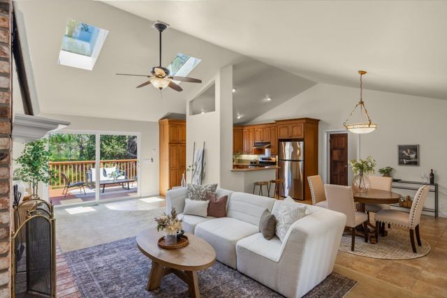 3 White Tail Lane, Monterey, CA 93940