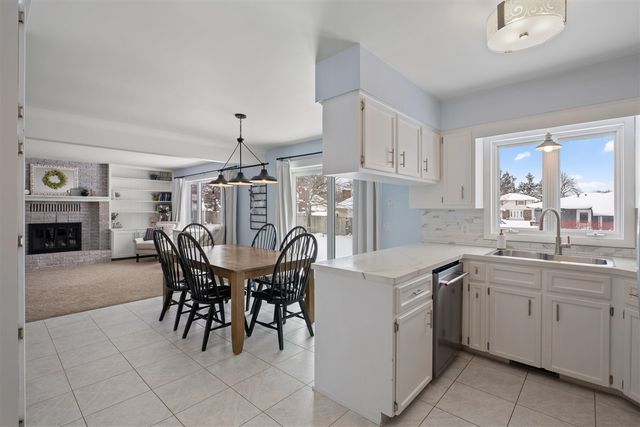 1951 Mulberry Lane, Jenison, MI 49428