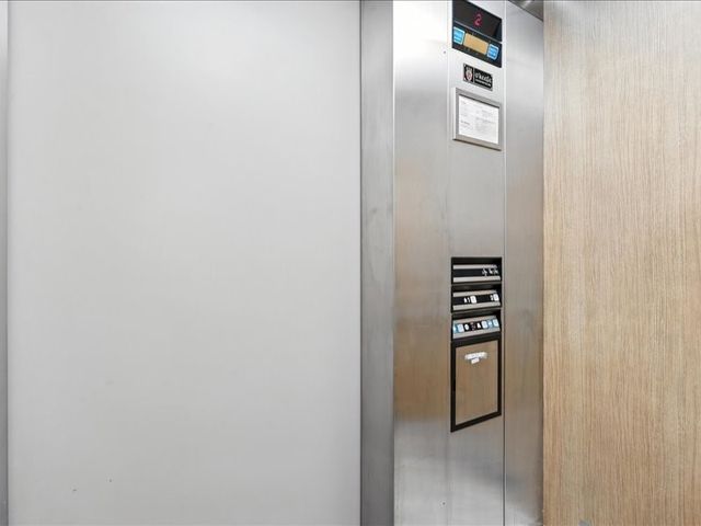 730 S Market Street 24, Solon, IA 52333