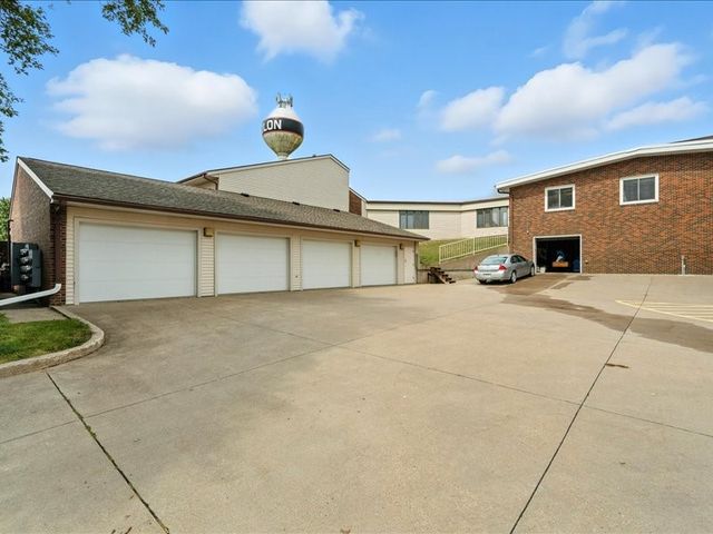 730 S Market Street 24, Solon, IA 52333