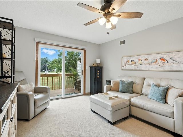 730 S Market Street 24, Solon, IA 52333